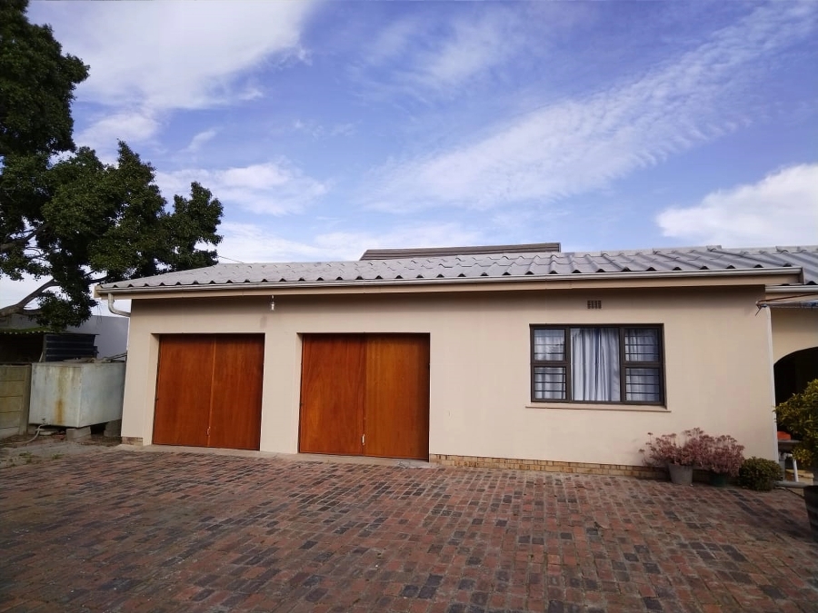 4 Bedroom Property for Sale in Laaiplek Western Cape